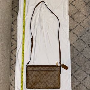 NRAND NEW Coach crossbody (or long shoulder bag)